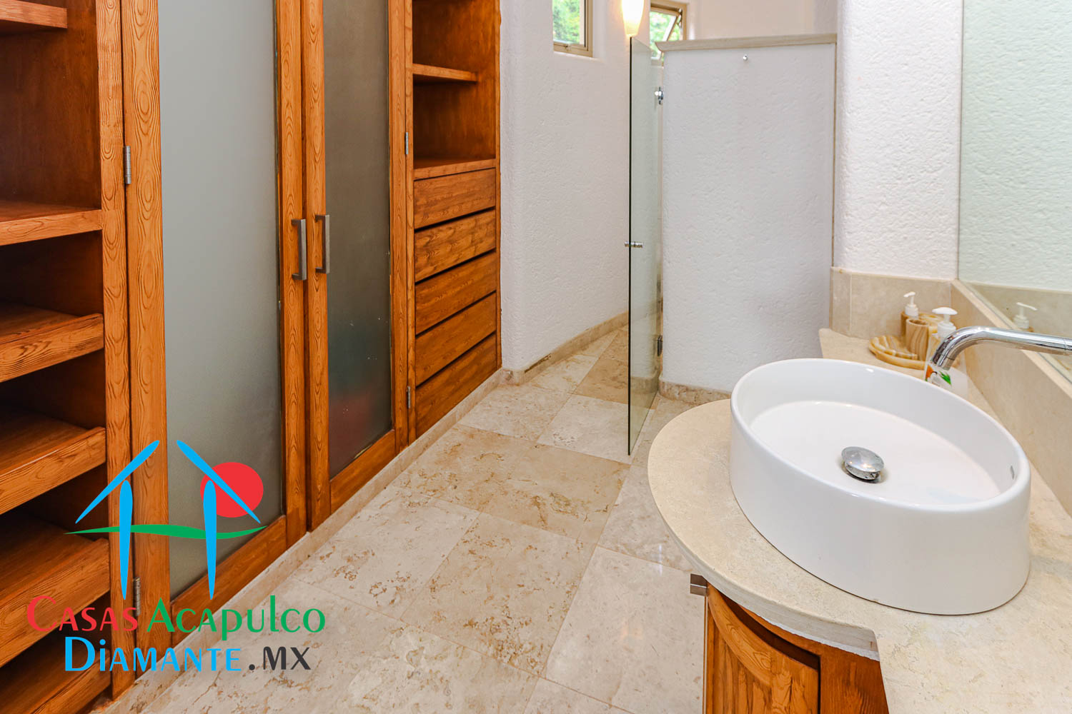 4 Mares casa 2 - Recámara uno 5